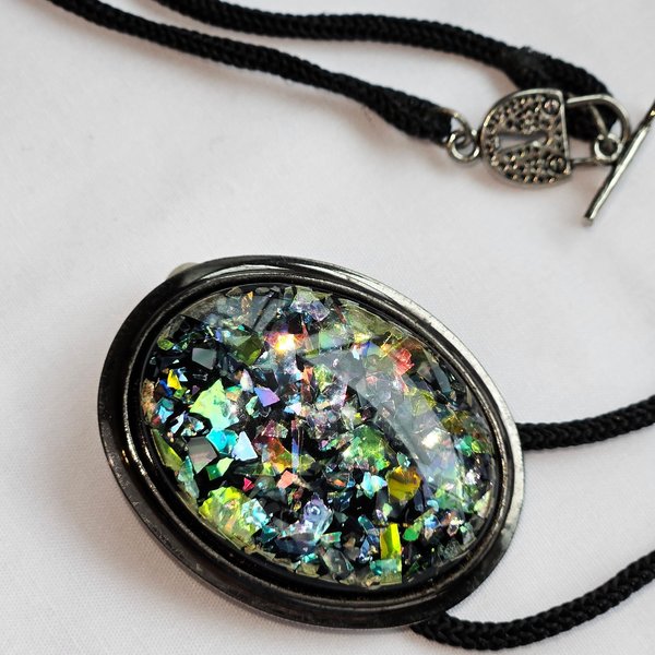 Opal-Inspired Pendant Necklace